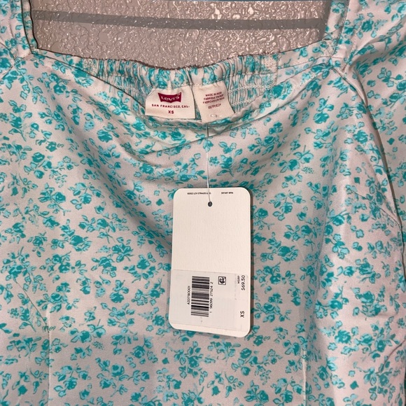 Levi's Women's Yvie Puff 3/4 Sleeve Cropped Blouse - Electric Green Floral - Picture 11 of 14